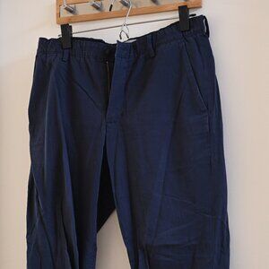 Everlane Traveler Performance Chino (32x30), Navy